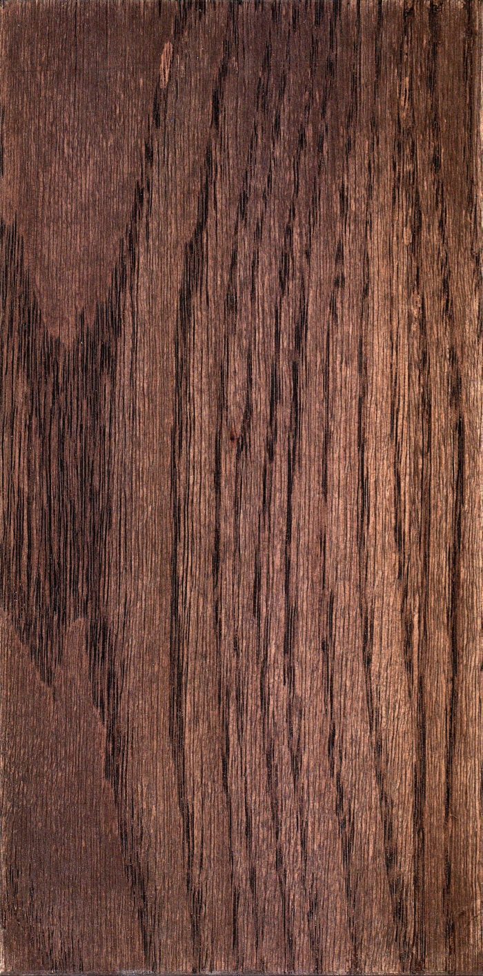 گردویی - چوب بلوط